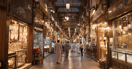 Ein traditioneller Gold Souk, ein perfekter Ort zum Einkaufen in Dubai